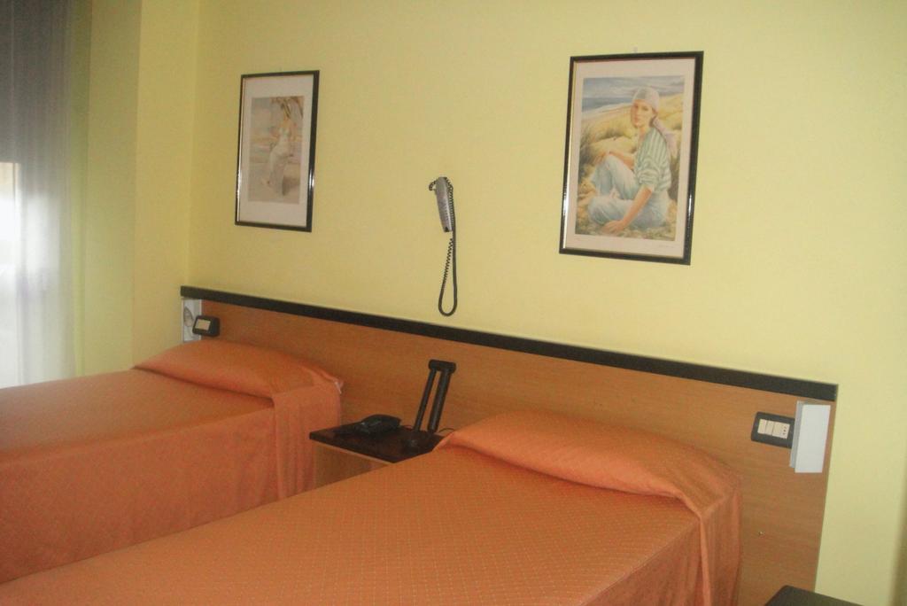 Hotel Scala Nord Milão Quarto foto