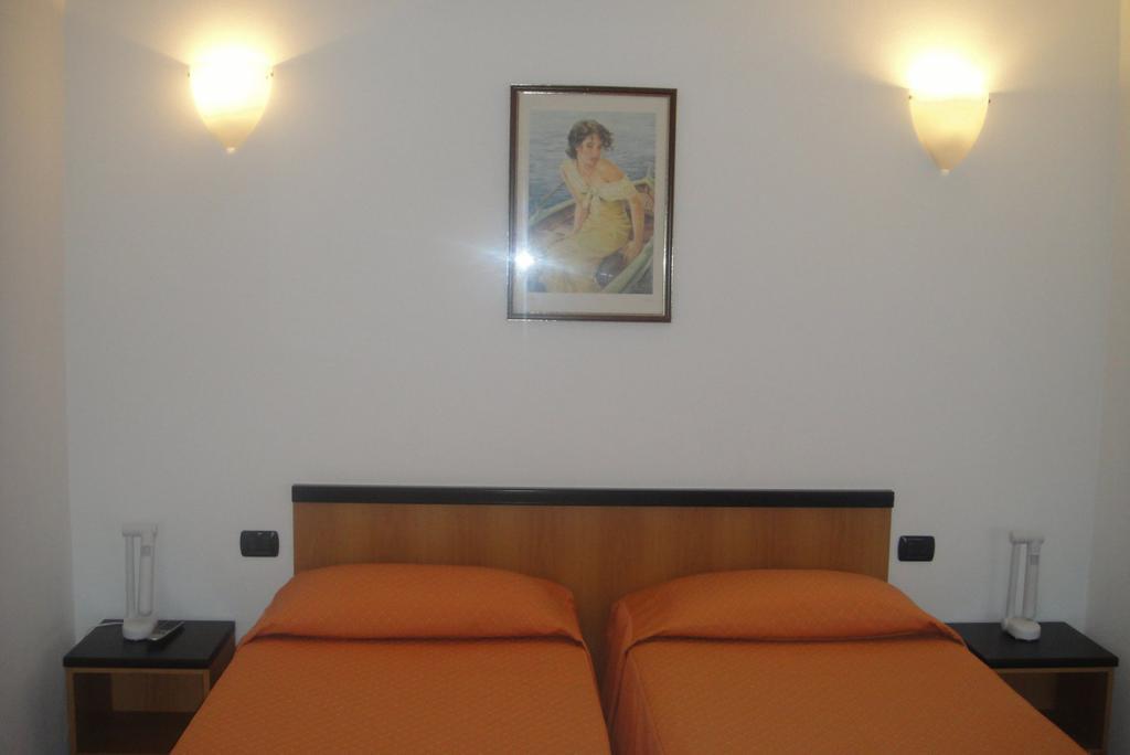 Hotel Scala Nord Milão Quarto foto