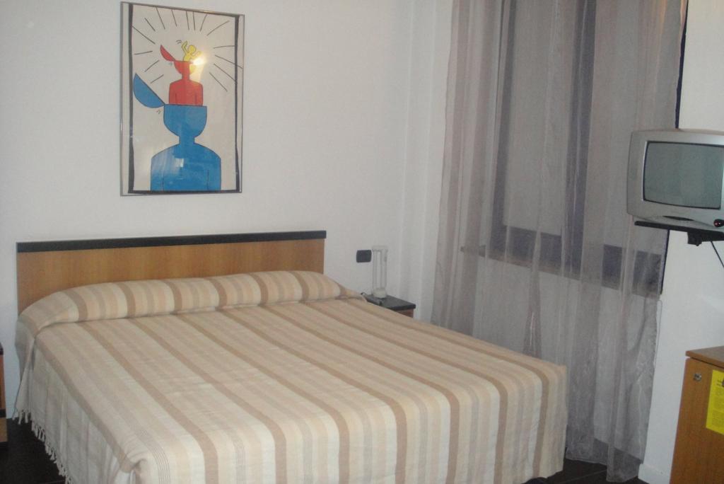 Hotel Scala Nord Milão Quarto foto